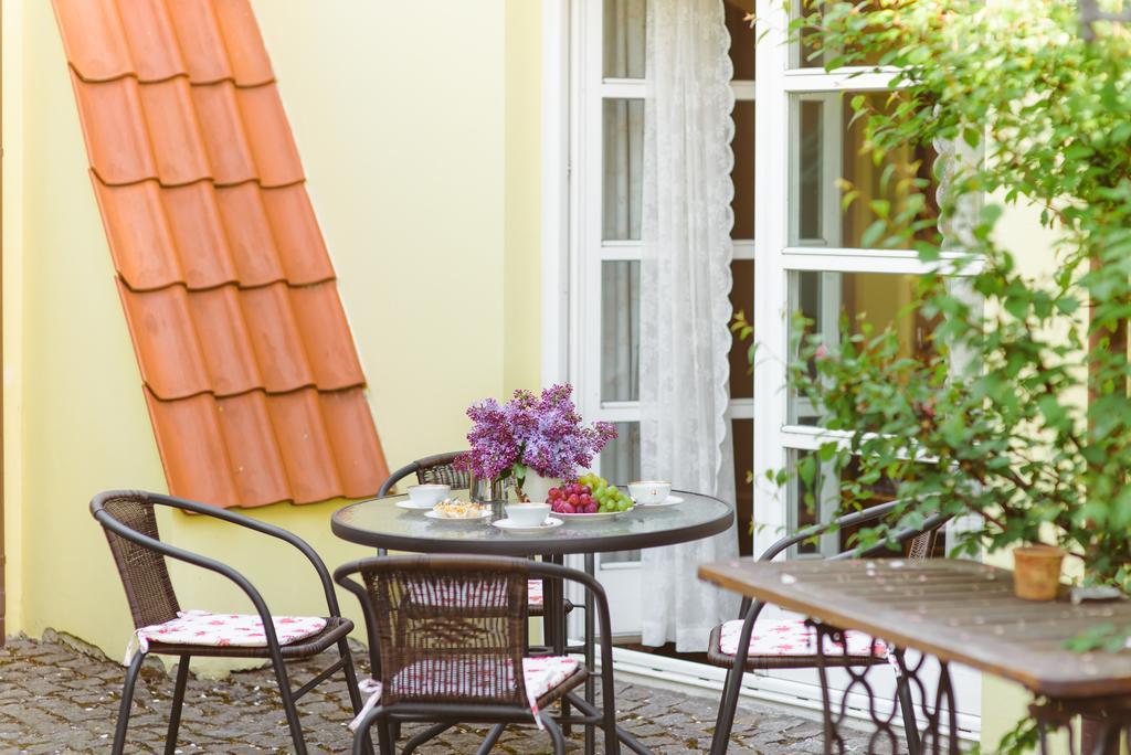 The Secret Garden Boutique B&B Vilnius Kültér fotó