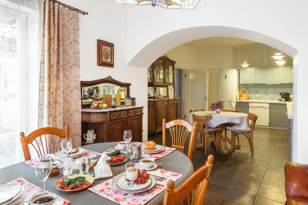 The Secret Garden Boutique B&B Vilnius Kültér fotó